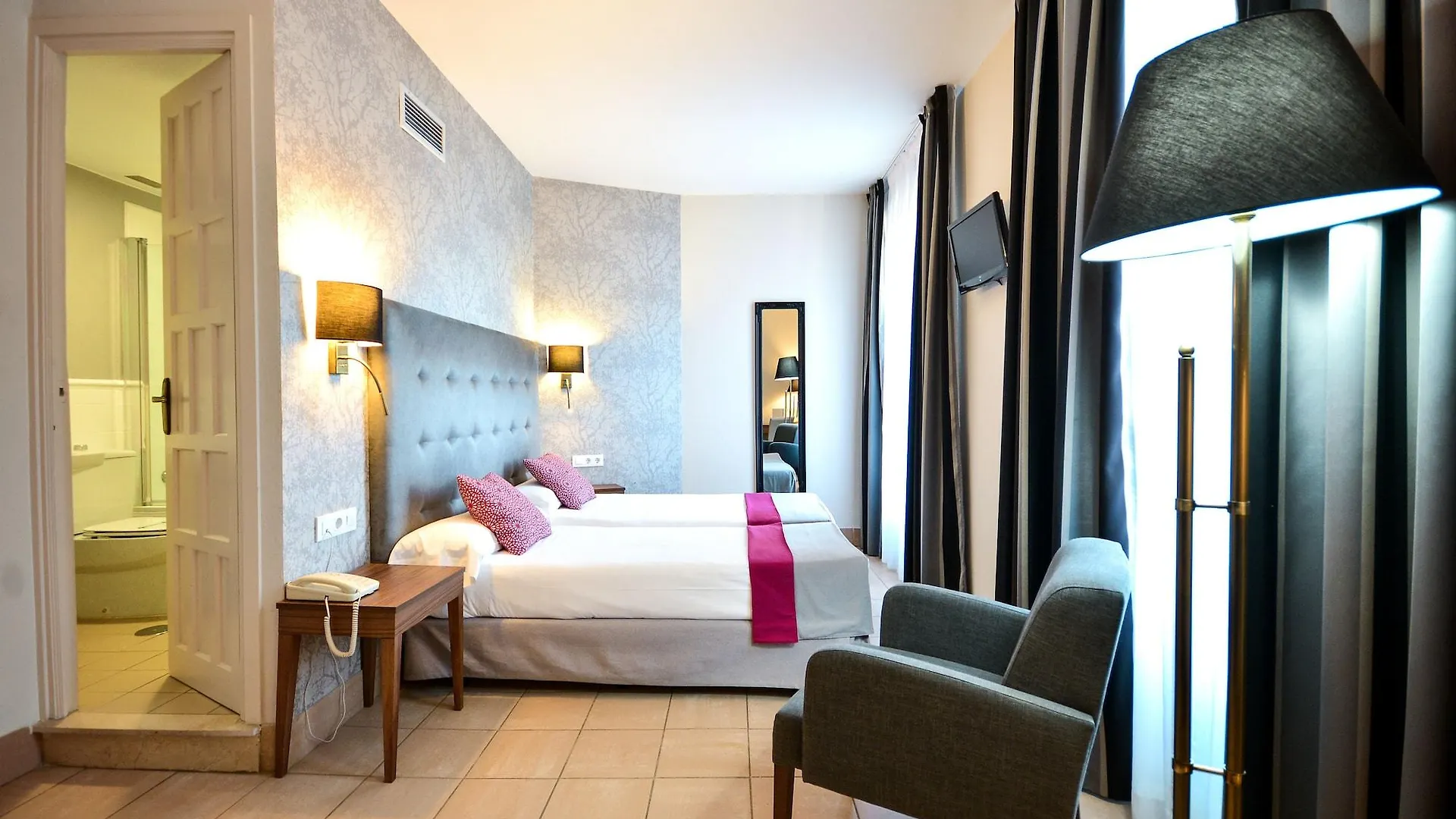 ***  Hotel Oromana Alcala de Guadaira Spain